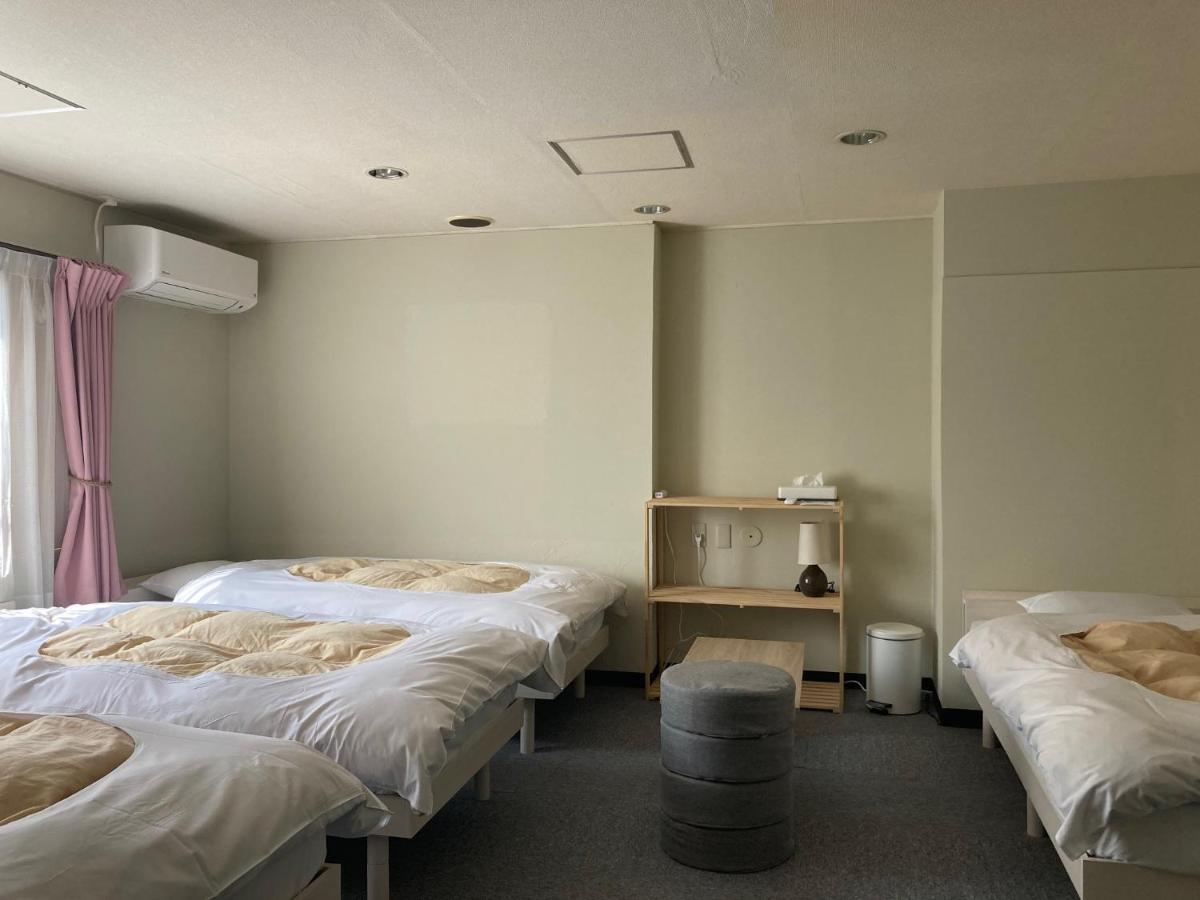 J-Hoppers Beppu Guesthouse ジェイホッパーズ別府ゲストハウス Eksteriør bilde